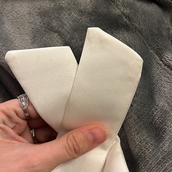 Gorgeous Satin Beaded Bridal Belt - Picture 4 of 8